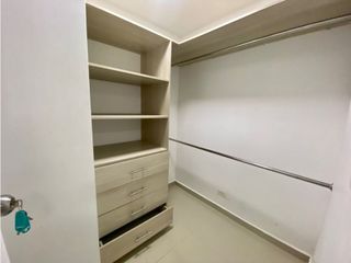 Foto 8 de APTO - ARRIENDO - LA REFORMA 2 PISO 4HB 3BÑ 3PQ 350M2 - CALI SUR
