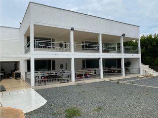 Foto 10 de APTO - ARRIENDO - LA REFORMA 2 PISO 4HB 3BÑ 3PQ 350M2 - CALI SUR