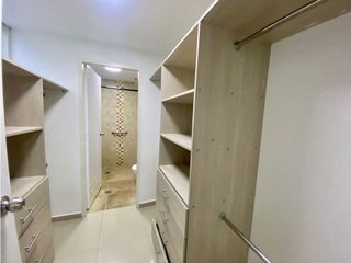 Foto 12 de APTO - ARRIENDO - LA REFORMA 2 PISO 4HB 3BÑ 3PQ 350M2 - CALI SUR