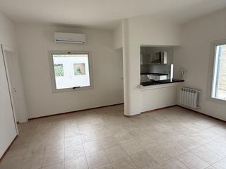 Foto 8 de Casa en  alquiler Lomas de la Carolina