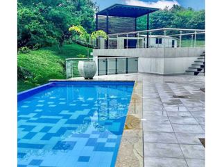 Foto 2 de SE VENDE APARTAESTUDIO NUEVO EN PANCE