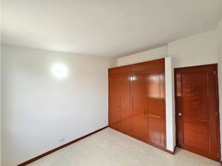 Foto 11 de Alquiler Casa Dos Niveles Conjunto Palmera Real, Caney
