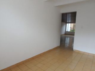 Foto 12 de En arriendo casa de dos niveles en Normandía, Bogotá