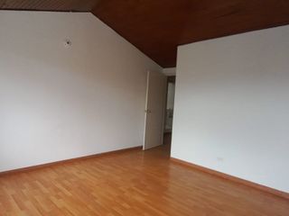 Foto 9 de En arriendo casa de dos niveles en Normandía, Bogotá