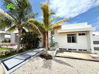 Foto 4 de Casa con piscina y vista al mar en Urbanizacion Ciudad del Mar – Manta