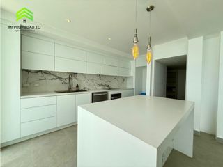 Foto 8 de Casa con piscina y vista al mar en Urbanizacion Ciudad del Mar – Manta