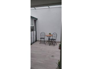 Foto 9 de PH 2 ambientes primer piso con patio propio.