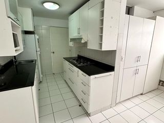 Foto 21 de VENTA DE LINDO DEPARTAMENTO EN CHACARILLA, SAN BORJA