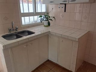 Foto 6 de Casa en venta de 2 dormitorios c/ cochera en Lujan