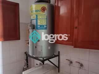Foto 21 de Casa en venta 270 m2 en Tres Cerritos