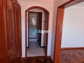 Foto 10 de Casa en venta 270 m2 en Tres Cerritos