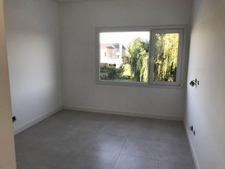 Foto 26 de Venta Casa 6 Amb Vista Interna en Las Liebres