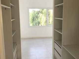 Foto 22 de Venta Casa 6 Amb Vista Interna en Las Liebres