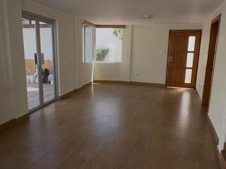 Foto 3 de Arriendo Casa en Cumbayá | Urbanización Privada