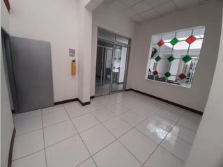 Foto 4 de Venta de casa-comercial Estación Hospital prado centro