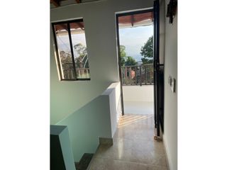 Foto 13 de Venta de casa segundo piso en Guayabal la colinita