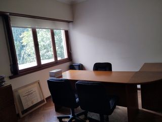 Foto 20 de PH TIPO CHALET DE 6 AMBIENTES EN PLANTA ALTA CON GARAJE, APTO PROFESIONAL Y APTO PARA VIVIENDA EN CHAUVIN