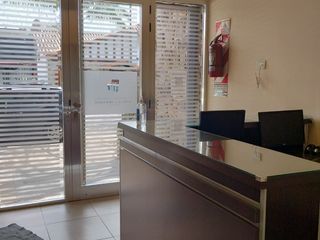 Foto 2 de PH TIPO CHALET DE 6 AMBIENTES EN PLANTA ALTA CON GARAJE, APTO PROFESIONAL Y APTO PARA VIVIENDA EN CHAUVIN