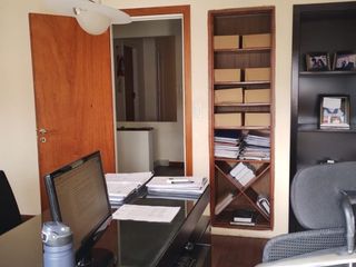 Foto 11 de PH TIPO CHALET DE 6 AMBIENTES EN PLANTA ALTA CON GARAJE, APTO PROFESIONAL Y APTO PARA VIVIENDA EN CHAUVIN