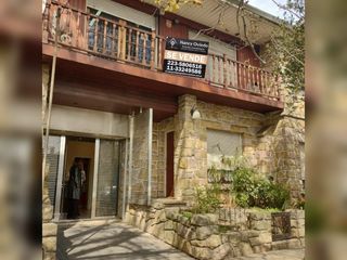 Foto 1 de PH TIPO CHALET DE 6 AMBIENTES EN PLANTA ALTA CON GARAJE, APTO PROFESIONAL Y APTO PARA VIVIENDA EN CHAUVIN