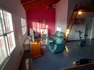 Foto 9 de Venta Excelente Casa de 6 ambientes, Villa Lugano, CABA