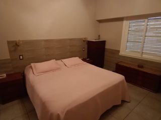 Foto 4 de Venta Excelente Casa de 6 ambientes, Villa Lugano, CABA