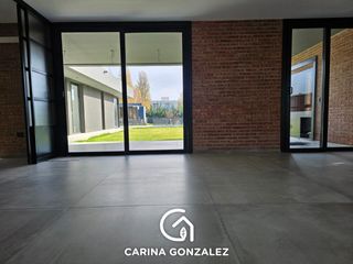 Foto 5 de VENTA CASA NIVEL GERENCIAL B° PRIVADO SAUCES DEL LIMAY NEUQUEN CAPITAL