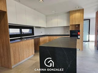 Foto 7 de VENTA CASA NIVEL GERENCIAL B° PRIVADO SAUCES DEL LIMAY NEUQUEN CAPITAL