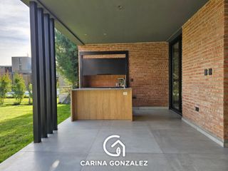 Foto 16 de VENTA CASA NIVEL GERENCIAL B° PRIVADO SAUCES DEL LIMAY NEUQUEN CAPITAL