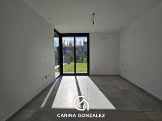 Foto 11 de VENTA CASA NIVEL GERENCIAL B° PRIVADO SAUCES DEL LIMAY NEUQUEN CAPITAL