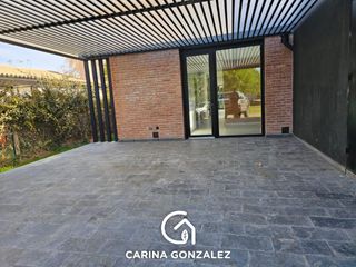 Foto 2 de VENTA CASA NIVEL GERENCIAL B° PRIVADO SAUCES DEL LIMAY NEUQUEN CAPITAL