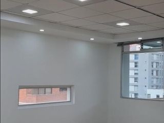 Foto 10 de Rento linda oficina 105m2 en Av. De los Shyris