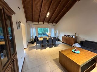 Foto 5 de Casa en  Bº Dalvian