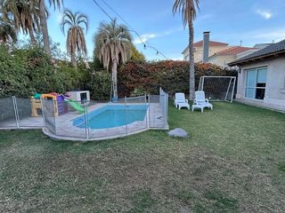 Foto 1 de Casa en  Bº Dalvian