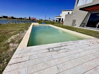 Foto 31 de VENTA CASA A LA LAGUNA BARRIO SAN SEBASTIAN A1