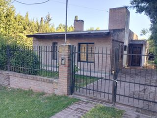 Foto 14 de Alquiler Casa Dos Dormitorios Jardin Parquizado. Funes Garita 18
