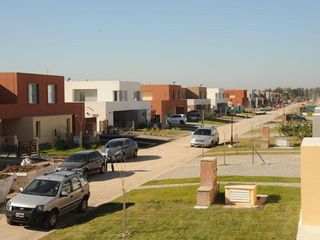 Foto 4 de Casa en alquiler de 4 dormitorios en Casas de Santa María