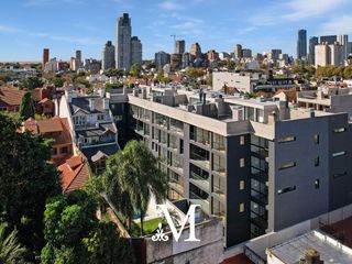 Foto 10 de Departamento 4 ambientes en dos plantas con jardín y parrilla en Lomas de Nuñez valor contado