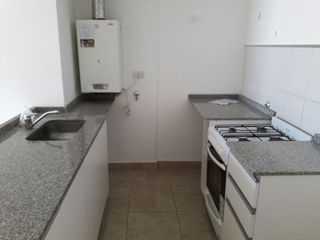 Foto 4 de Bº Gral. Paz - Dpto. 2 dorm. c/ balcón!!!!