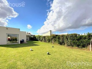 Foto 6 de ALQUILER-EXCELENTE CASA EN SAN RAMIRO-LOTE CENTRAL -PDE