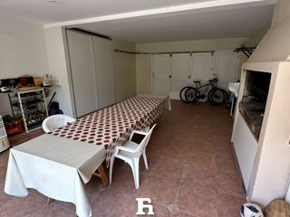 Foto 12 de Chalet en venta de 5 ambientes