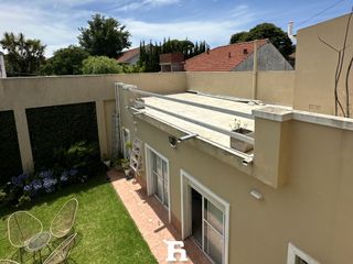Foto 17 de Chalet en venta de 5 ambientes