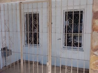 Foto 6 de DOS CASAS DE 3 AMB. CADA UNA. ARRUE Y LURO