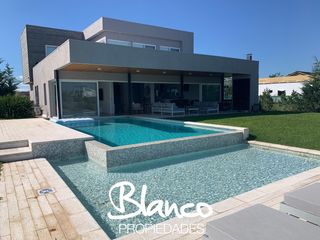 Foto 2 de Casa en Venta en El Cantón, Escobar, G.B.A. Zona Norte, Argentina
