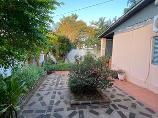 Foto 2 de CASA EN VENTA A RECICLAR BÂ° 25 DE MAYO