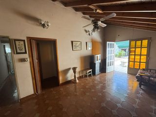 Foto 7 de Venta Casa 4 ambientes con garage y fondo lote de 10 x 29 - Villa Lugano