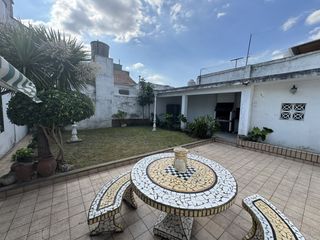 Foto 15 de Venta Casa 4 ambientes con garage y fondo lote de 10 x 29 - Villa Lugano