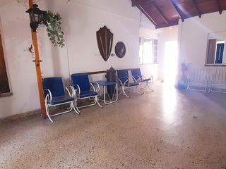 Foto 3 de VENTA CASA 5 AMBIENTES CON COCHERA