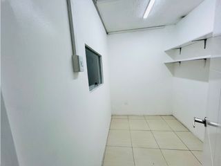Foto 2 de La Rio Coca, Casa Comercial en Renta, 420m2, 8 Ambientes