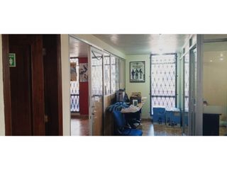 Foto 10 de La Colón, Local Comercial en Renta, 149m2, 2 Ambientes